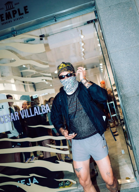 VEJA x CÉSAR VILLALBA