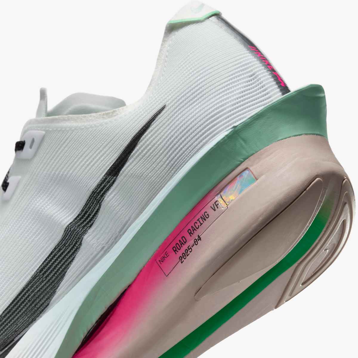 NIKE - Vaporfly 4