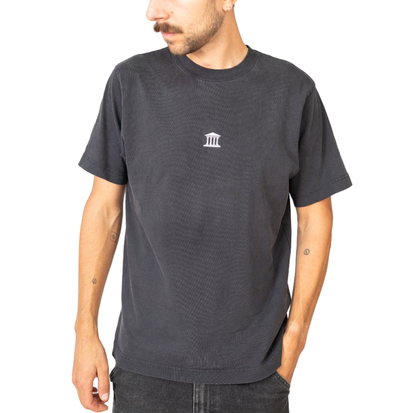 TEMPLE - Classic T