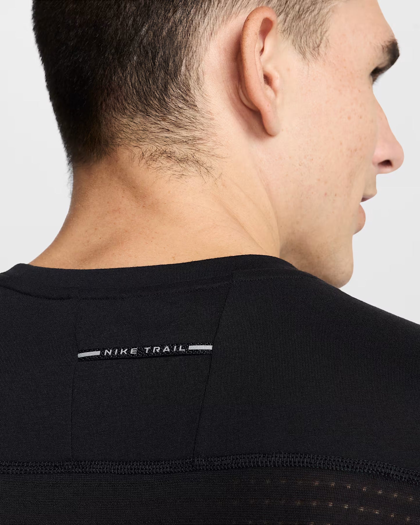 NIKE - Solar Chase Top