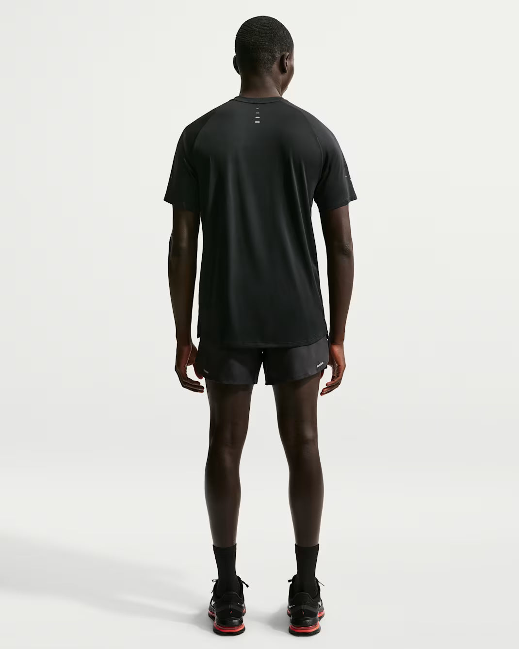 NIKE - Stride