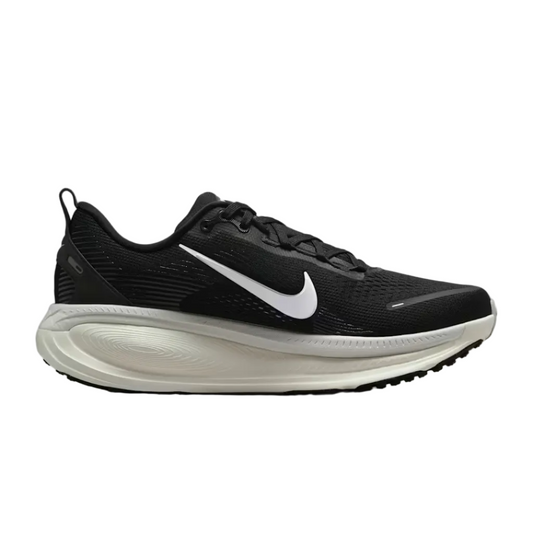 NIKE - Vomero 18