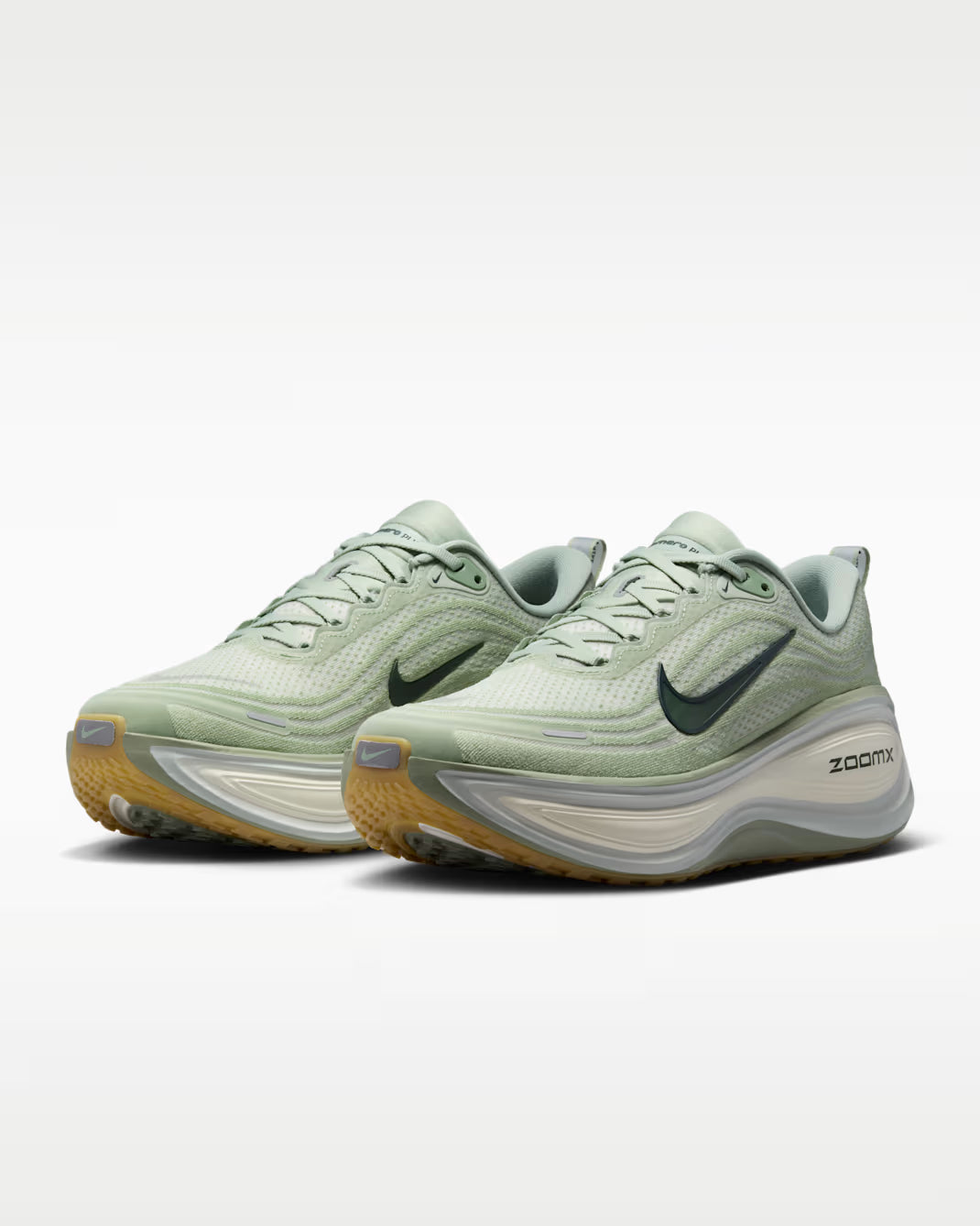 NIKE - Vomero Plus