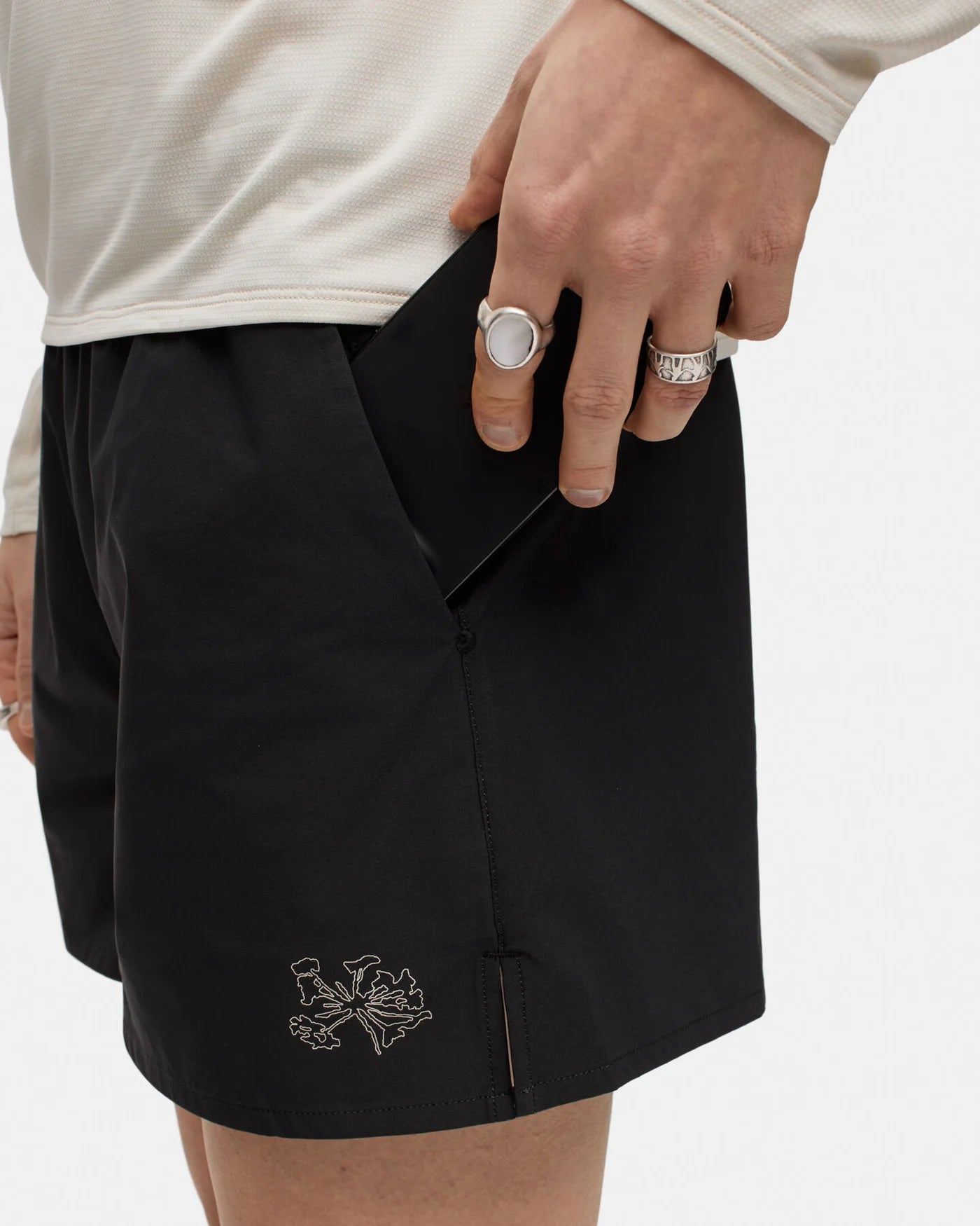 PORTAL - Marka Liner Short