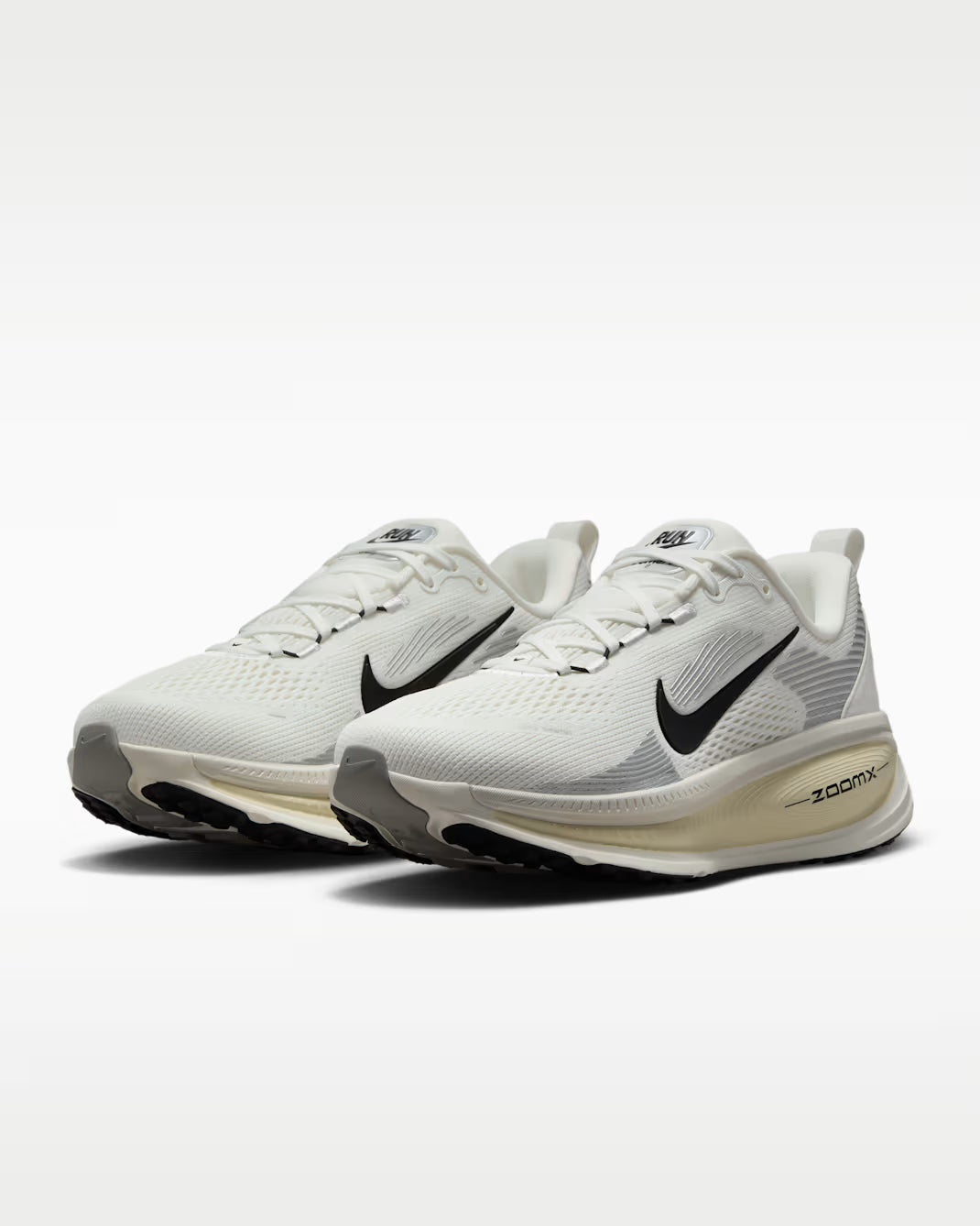 NIKE - Vomero 18